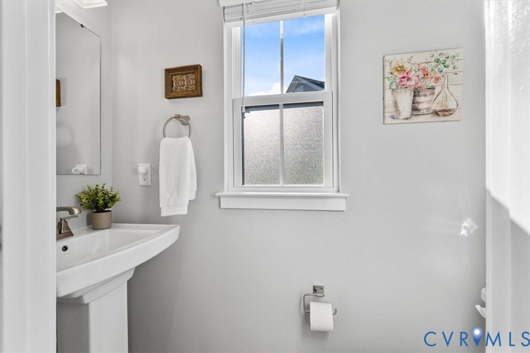 9129 Spring Green Loop, Mechanicsville, VA 23116 First Floor Powder Room