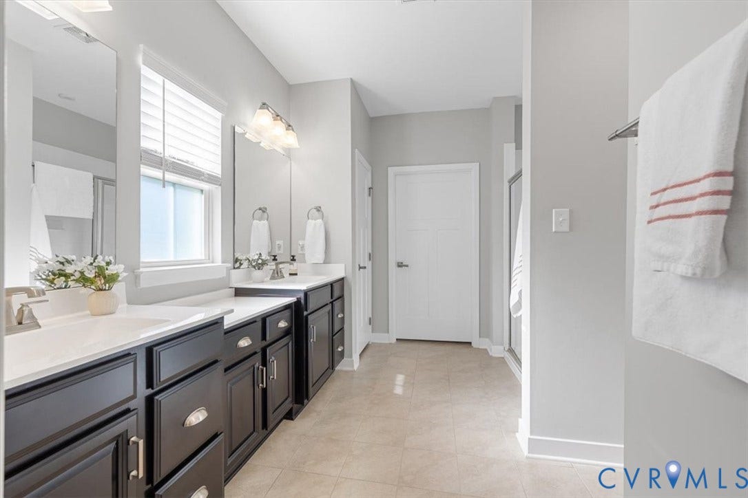 9129 Spring Green Loop, Mechanicsville, VA 23116 Dual vanities, linen closet, Walk-In Closet, Glass Shower