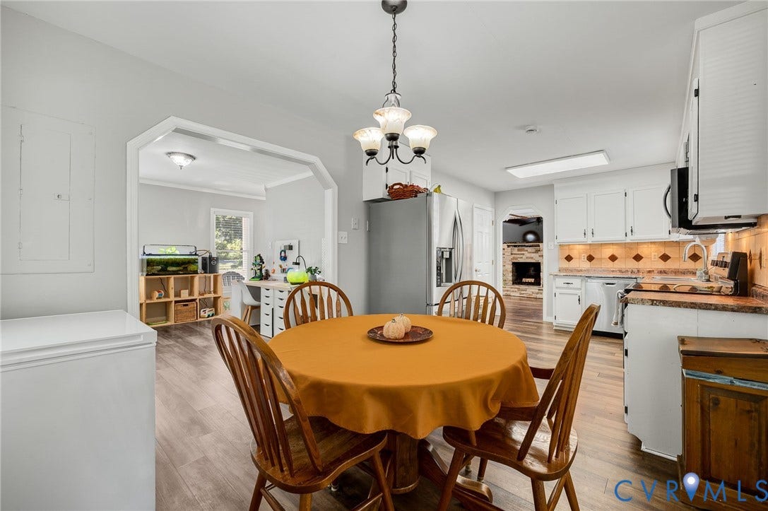 10818 Belvoir Road, Mineola, Chester, VA 23831