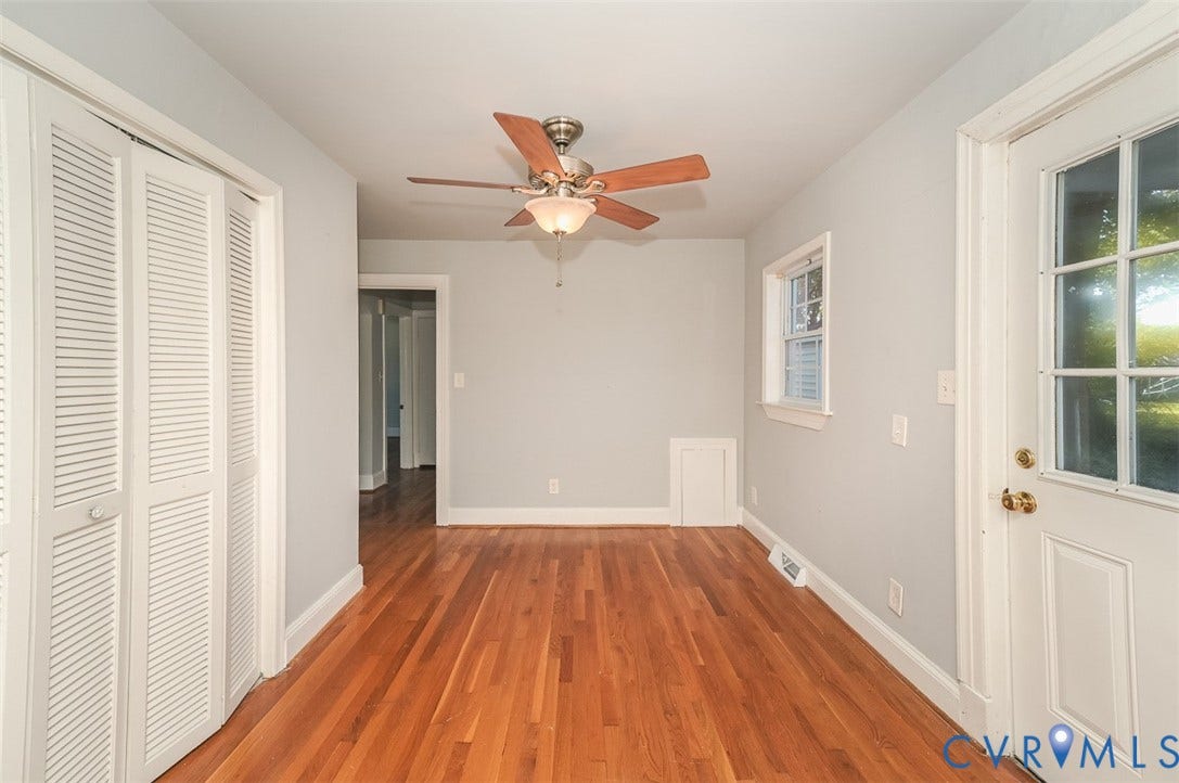 135 W Westover Avenue, Colonial Heights, VA 23834