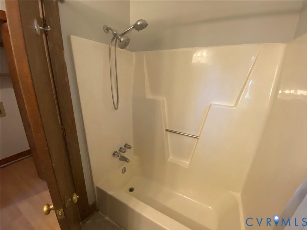 10700 Hunters Landing Court, Chesterfield, VA 23832 10700 Hunters Landing Court, Chesterfield, VA 23832
