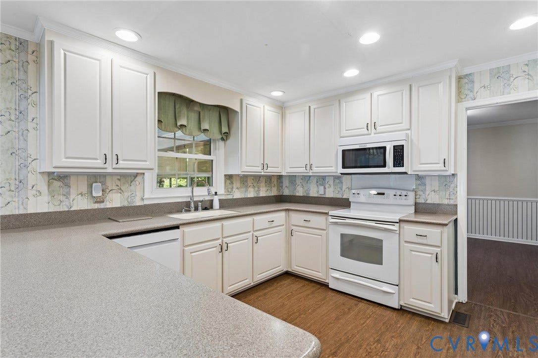 75 Knollwood Drive, Newport News, VA 23608 75 Knollwood Drive, Newport News, VA 23608