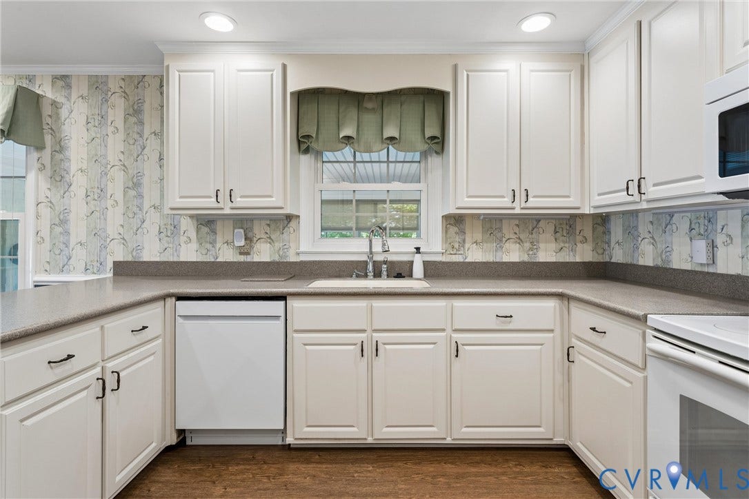 75 Knollwood Drive, Newport News, VA 23608 75 Knollwood Drive, Newport News, VA 23608