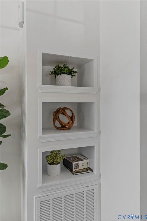 2601 Greenway Avenue, Lakeside, Henrico, VA 23228 Built-in wall niche shelving featuring tiered recessed compartments with architectural trim molding