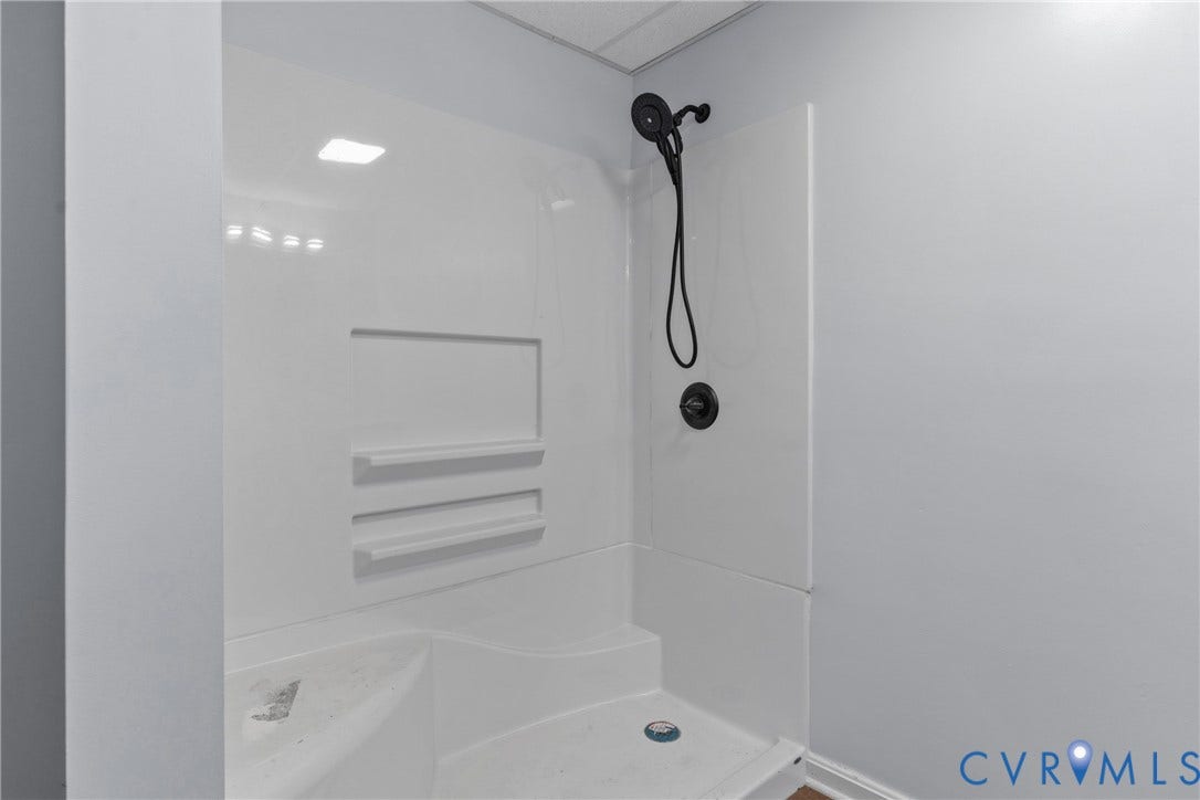 500 Parr Drive, Tappahannock, VA 22560 500 Parr Drive, Tappahannock, VA 22560