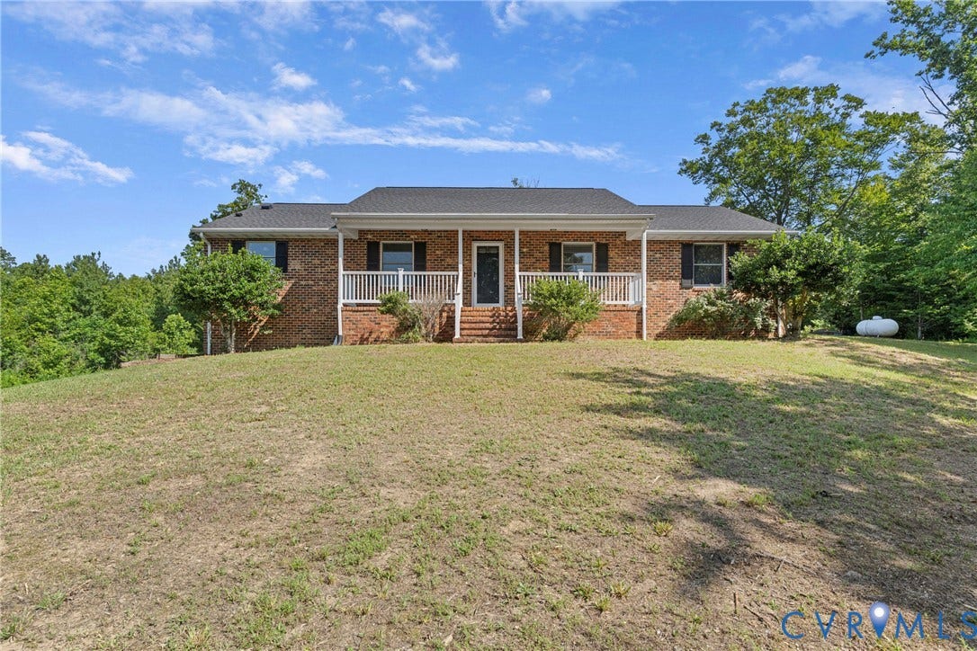500 Parr Drive, Tappahannock, VA 22560 500 Parr Drive, Tappahannock, VA 22560