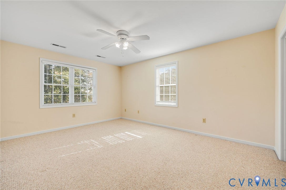 218 Breezy Hill Drive, Colonial Heights, VA 23834 218 Breezy Hill Drive, Colonial Heights, VA 23834