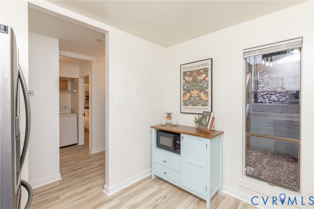 10404 Iron Mill Road, Chesterfield, VA 23235 Extra storage with built in microwave cart.