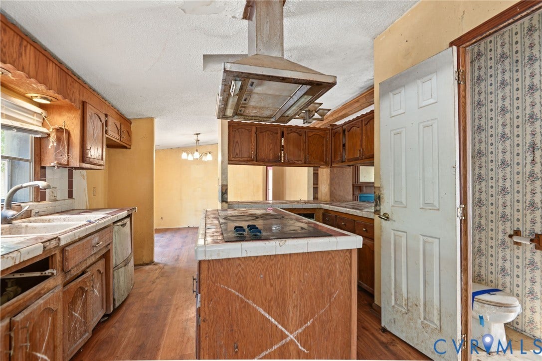 10725 Merchants Hope Road, North Prince George, VA 23860