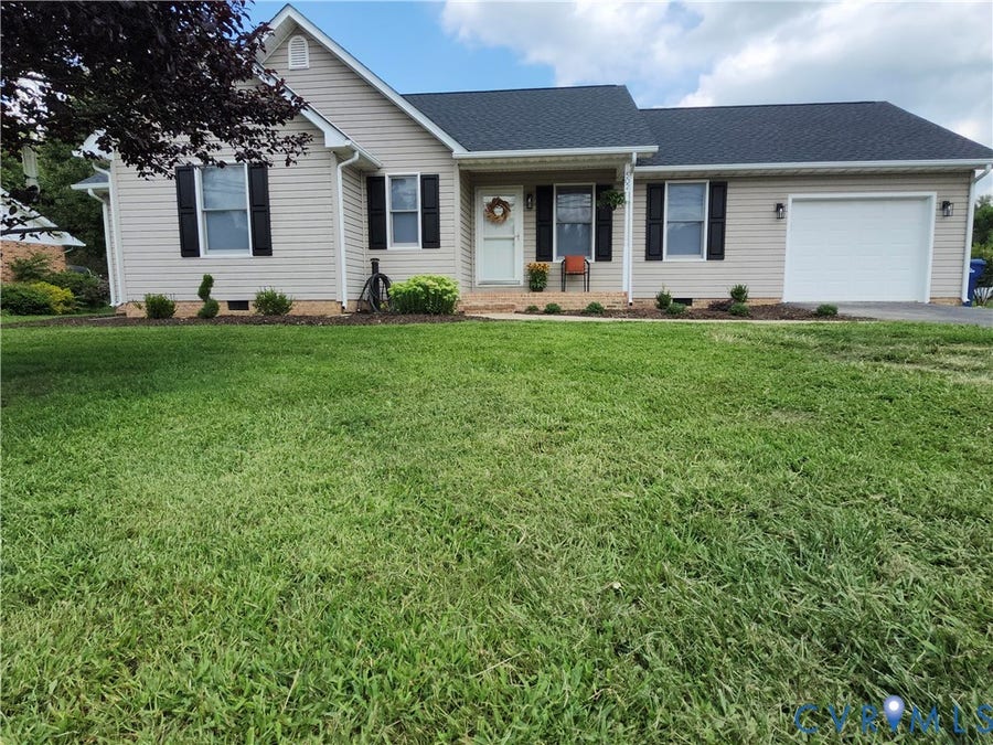Property photo for 502 3rd Street, Grottoes, VA