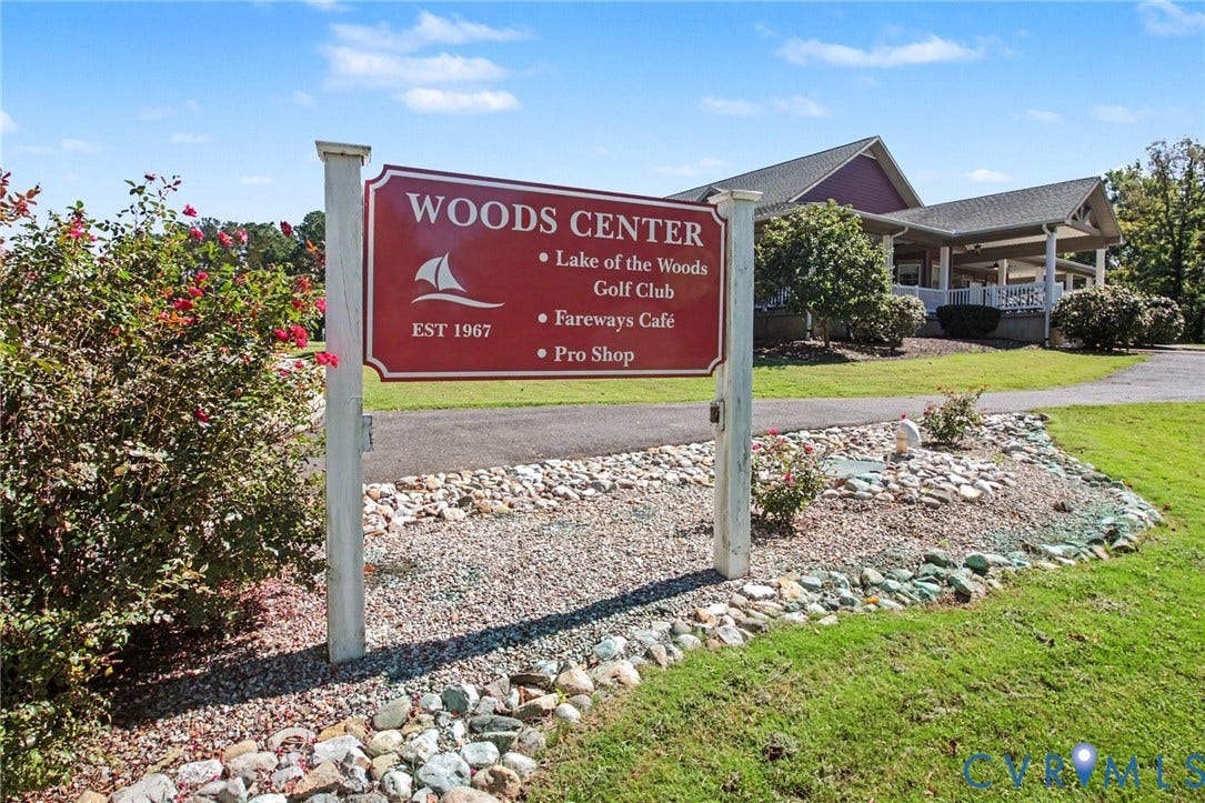 106 Carriage Ct, Locust Grove, VA 22508 dining and playing right in your own community
