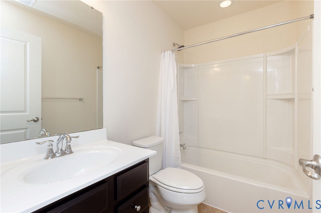 8084 Creekside Village Drive, Mechanicsville, VA 23111 8084 Creekside Village Drive, Mechanicsville, VA 23111