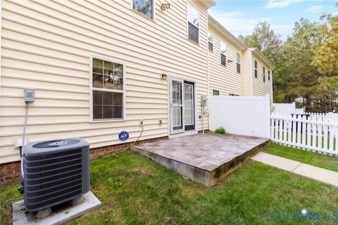 8084 Creekside Village Drive, Mechanicsville, VA 23111 8084 Creekside Village Drive, Mechanicsville, VA 23111