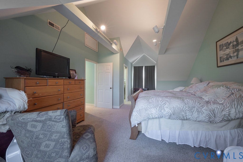 130 Berryville Shores Drive, Deltaville, VA 23043