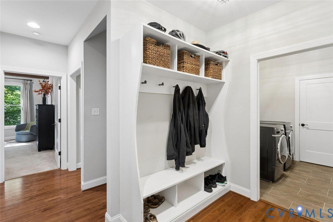 9013 Old Holly Road, Southhampton, Richmond, VA 23235 Built-in hall tree with storage cubbies and coat hooks