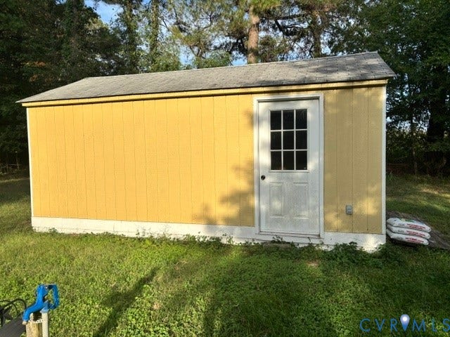 8396 Arnold Road, Mechanicsville, VA 23111