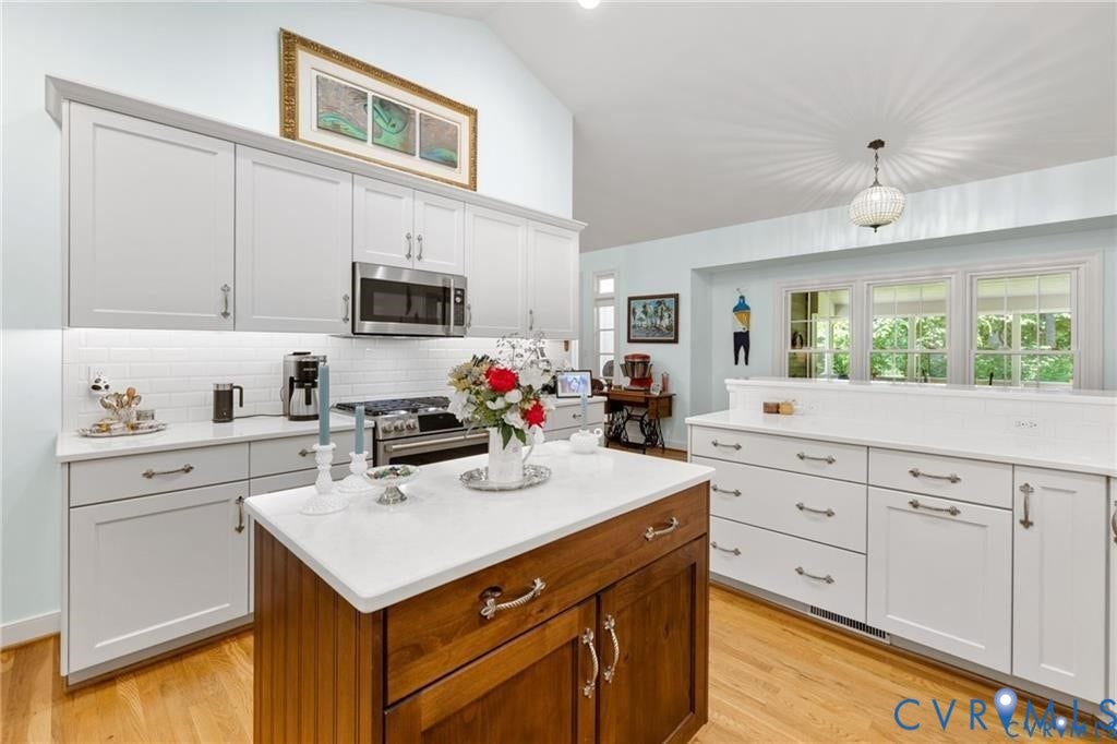 13998 Taylors Overlook Court, Montpelier, VA 23192 13998 Taylors Overlook Court, Montpelier, VA 23192