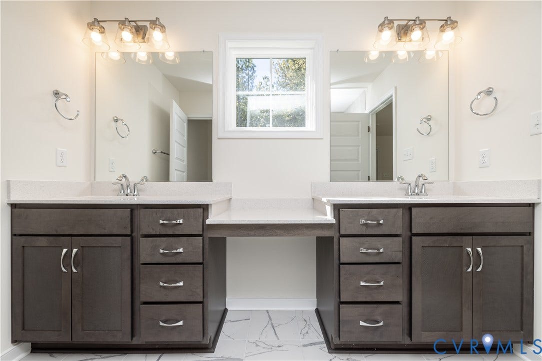 18365 Palisades Court, Palisades Cove, Moseley, VA 23120
