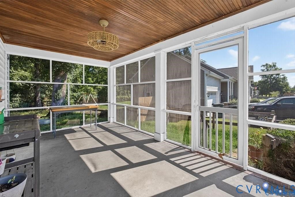 912 Francis Road, Glen Allen, VA 23059 Screened porch