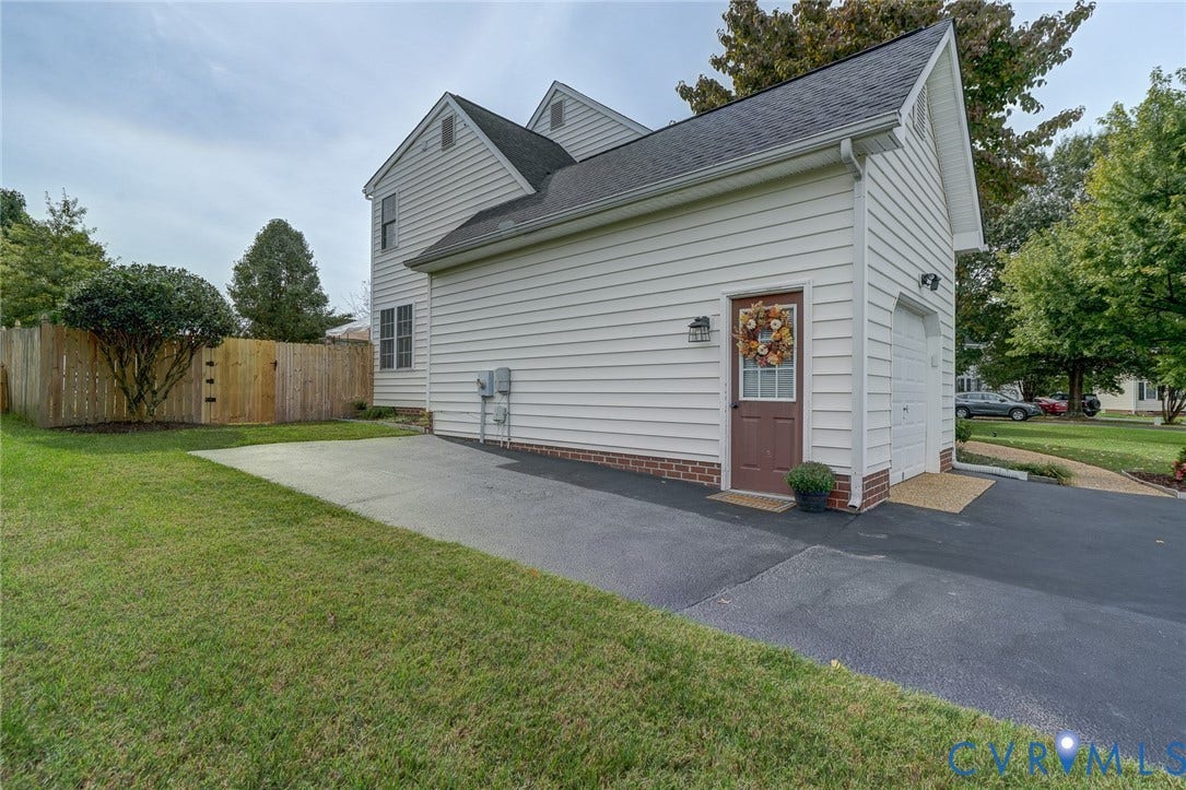 6333 Rolling Lawn Court, Pebble Creek, Mechanicsville, VA 23111