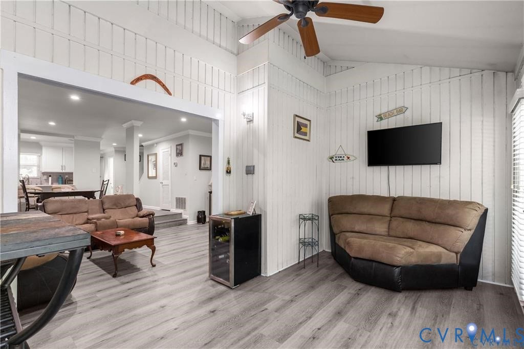 11810 N Briar Patch Drive, Midlothian, VA 23113 Family Room w/ great flow with Living room