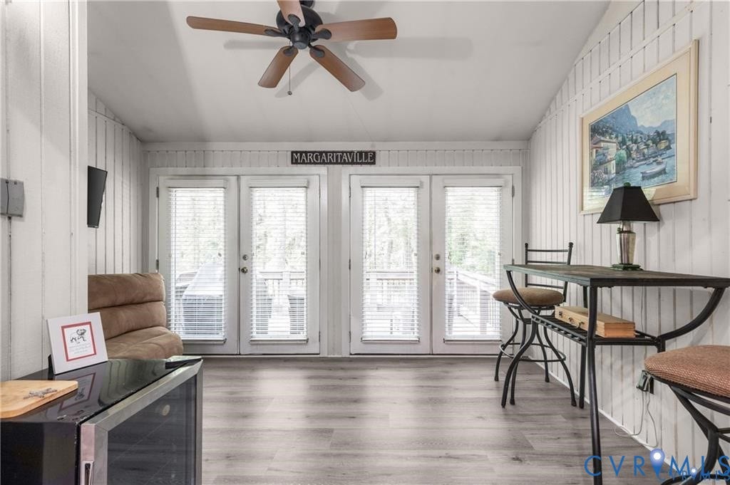 11810 N Briar Patch Drive, Midlothian, VA 23113 Family Room with double French doors to deck!