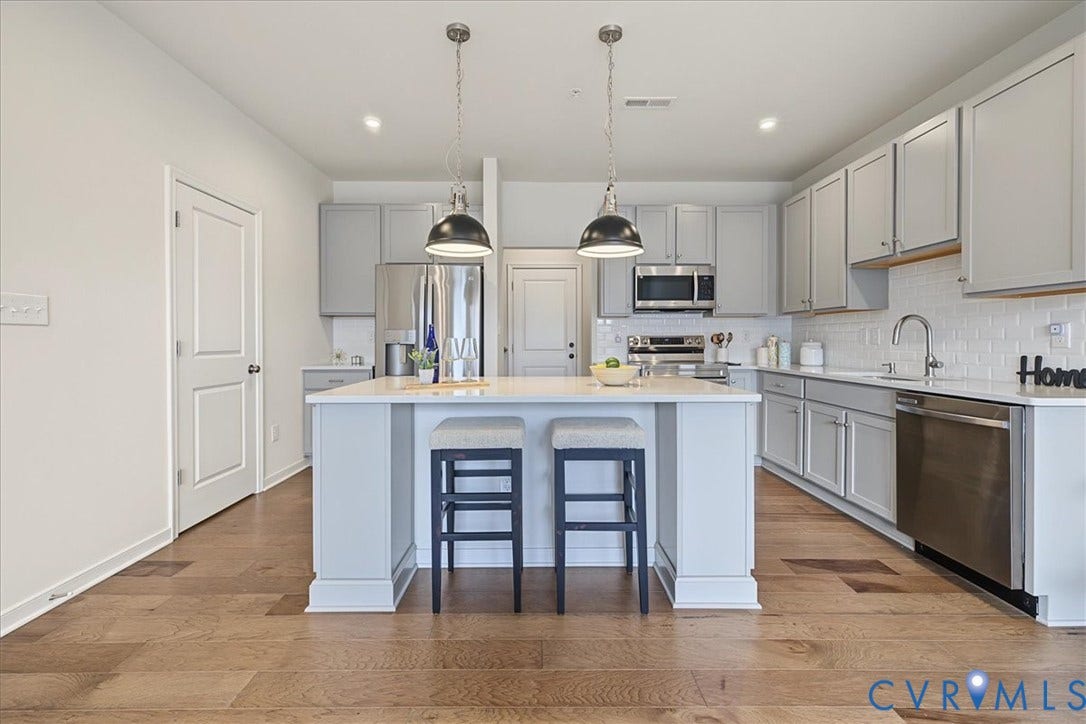 1900 Roseneath Road, #U4B, Richmond, VA 23230 1900 Roseneath Road, #U4B, Richmond, VA 23230