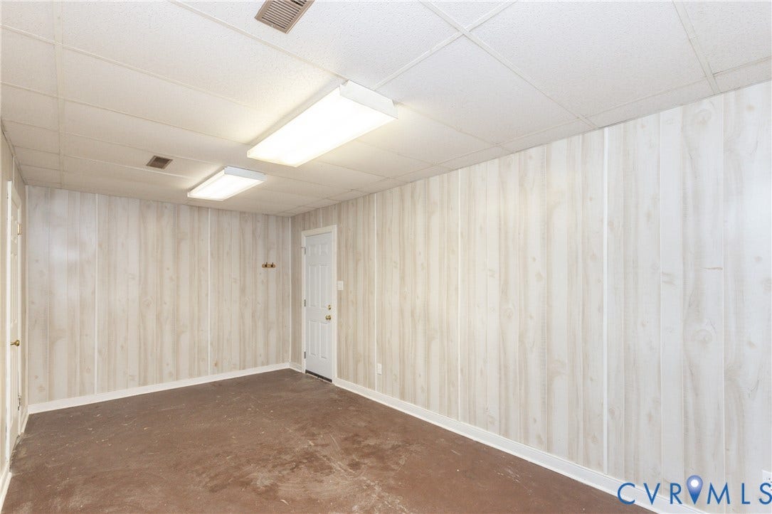 4104 Birchleaf Court, Chester, VA 23831 Flex Room- can be converted back into garage