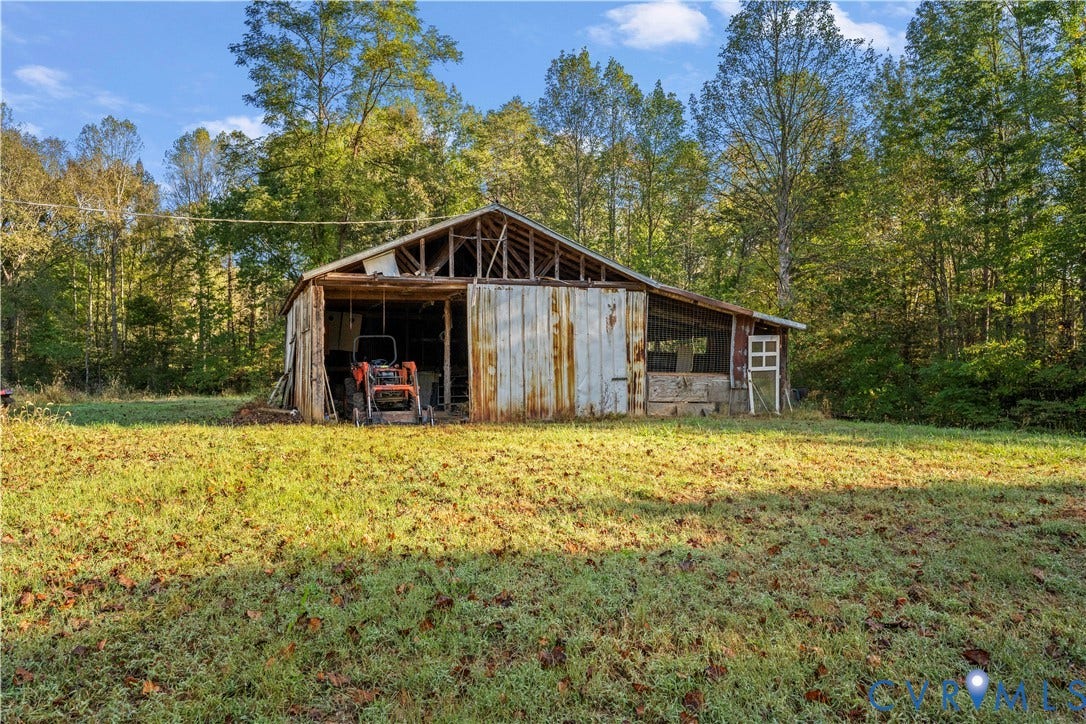 2305 Country Lane, Maidens, VA 23102