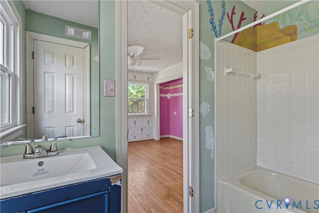 2305 Country Lane, Maidens, VA 23102