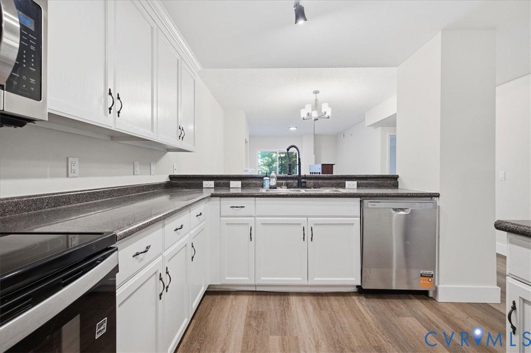 301 Beacon Ridge Drive, #104, Anchor Point, Hopewell, VA 23860