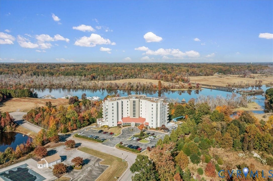 301 Beacon Ridge Drive, #104, Anchor Point, Hopewell, VA 23860
