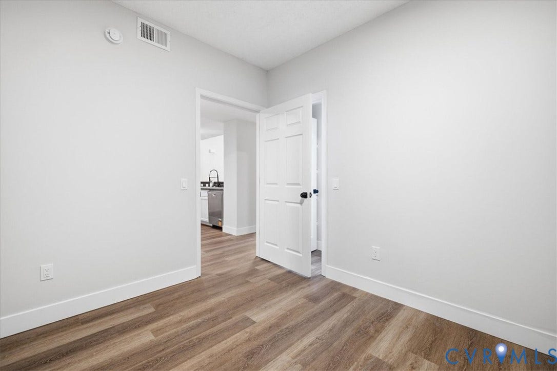 301 Beacon Ridge Drive, #104, Anchor Point, Hopewell, VA 23860
