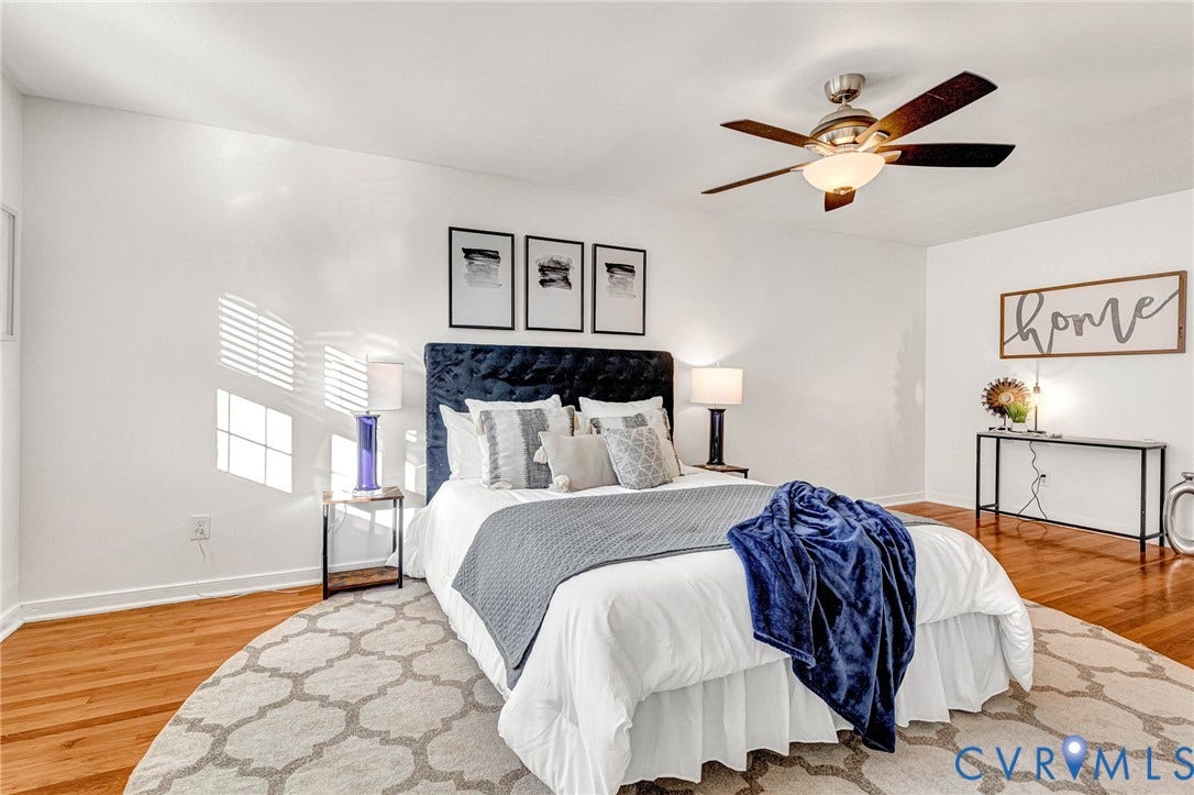4520 Grove Avenue, #U5, Westhampton, Richmond, VA 23221 Hardwood flooring, recessed lighting, and a ceiling fan with integrated lighting