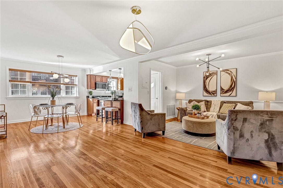 4520 Grove Avenue, #U5, Westhampton, Richmond, VA 23221 Hardwood flooring, crown molding, recessed lighting, modern chandelier, and built-in kitchen cabinetry