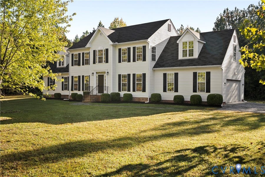 Property photo for 16409 Courthouse Road, Dinwiddie, VA