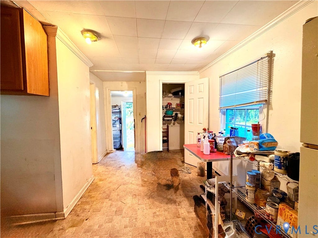 16517 Harrowgate Road, Chester, VA 23831