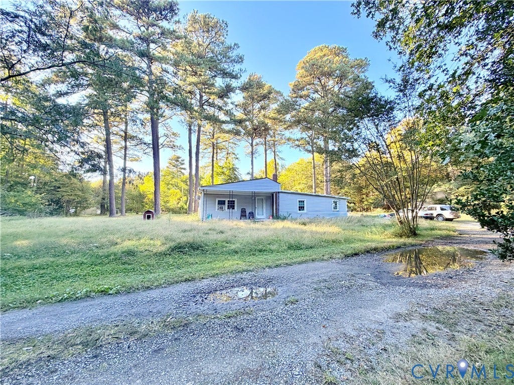16517 Harrowgate Road, Chester, VA 23831