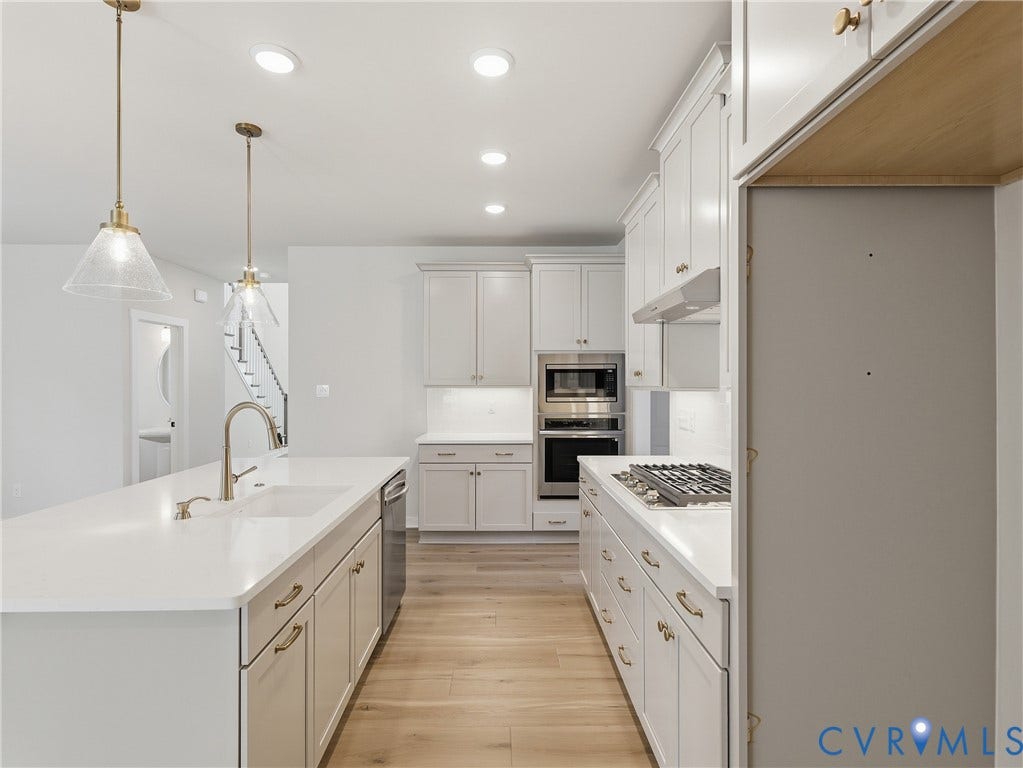 10302 Szalay Lane, #18-1, Ashland, VA 23005 10302 Szalay Lane, #18-1, Ashland, VA 23005