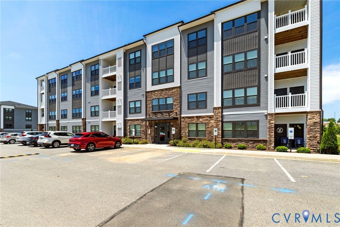 3700 Maze Runner Drive, #105, Midlothian, VA 23112