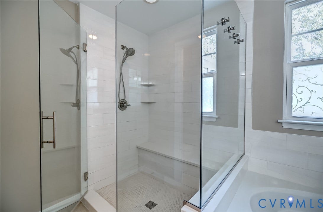14800 Diamond Creek Terrace, Midlothian, VA 23113 Modern and sparkling!