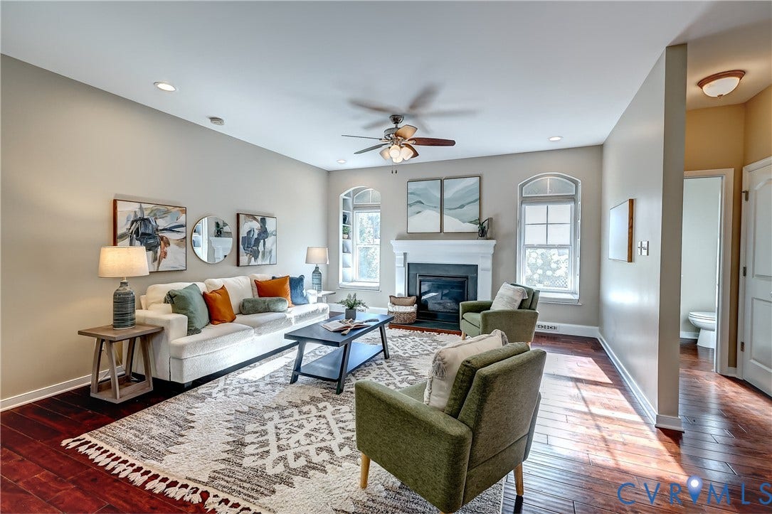14800 Diamond Creek Terrace, Midlothian, VA 23113 Hardwood throughout, recessed lighting, stylish ceil fan, and the windows!!!!...OMG, i've sold million dollar homes without this kind of fee or detail!