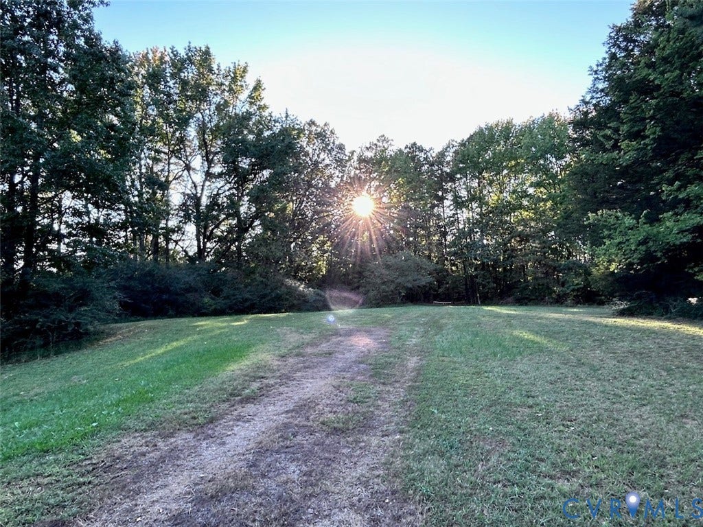 1239 Desha Road, Tappahannock, VA 22560 1239 Desha Road, Tappahannock, VA 22560