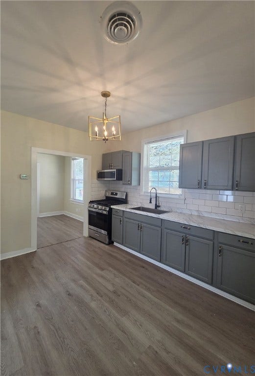 223 S 11th Avenue, Hopewell, VA 23860