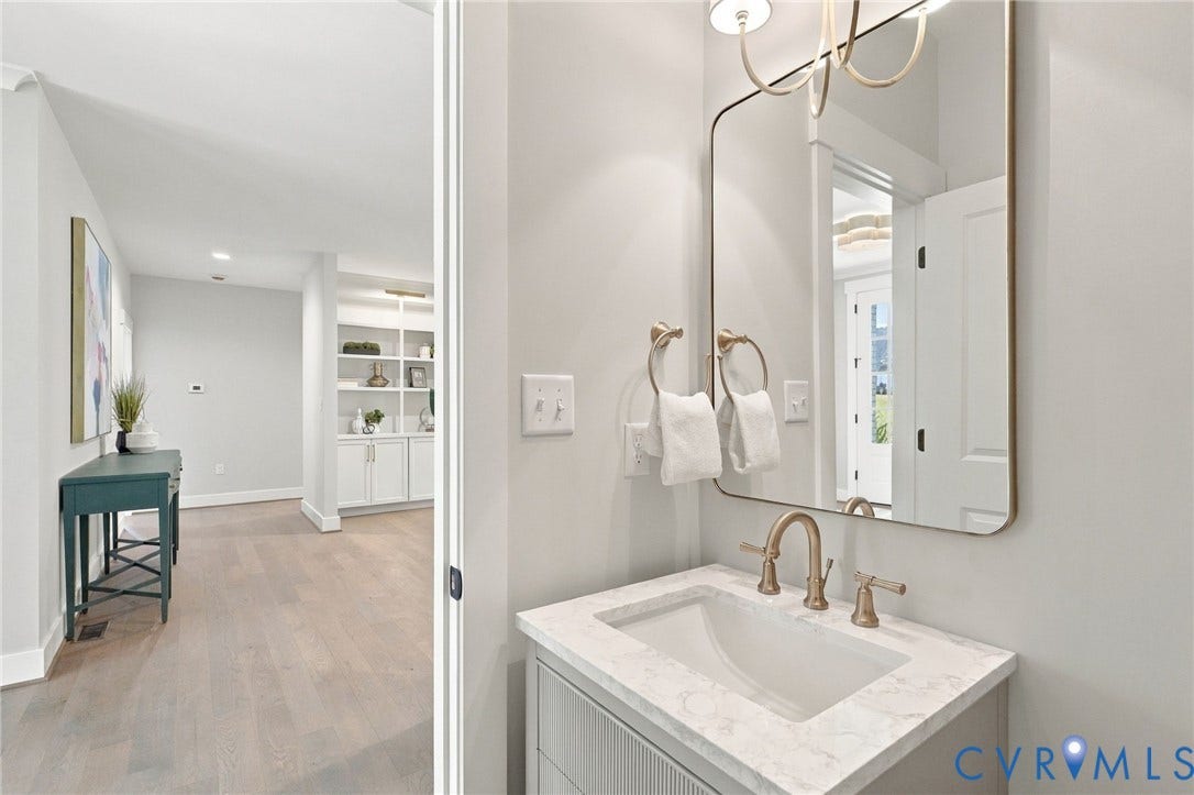 14010 Summercliff Trail, Chesterfield, VA 23832 Powder Room is Conveniently Located Out of the Way!