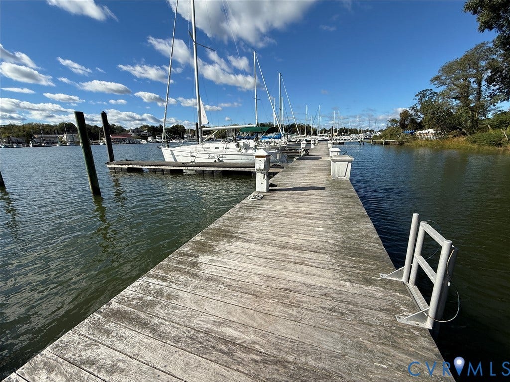 #30 Molly's Way, Urbanna, VA 23175 Wooden dock with multiple boat slips and water access