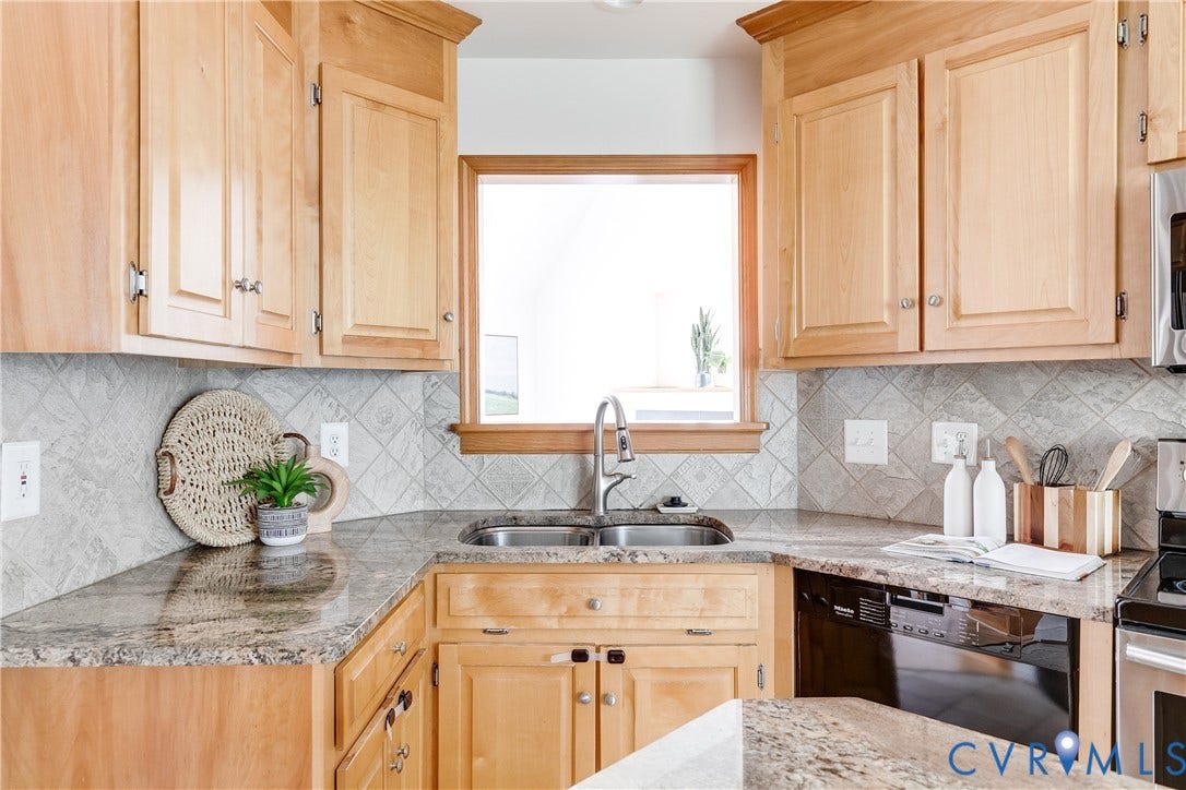 10107 Grove Crest Court, North Chesterfield, VA 23236 10107 Grove Crest Court, North Chesterfield, VA 23236