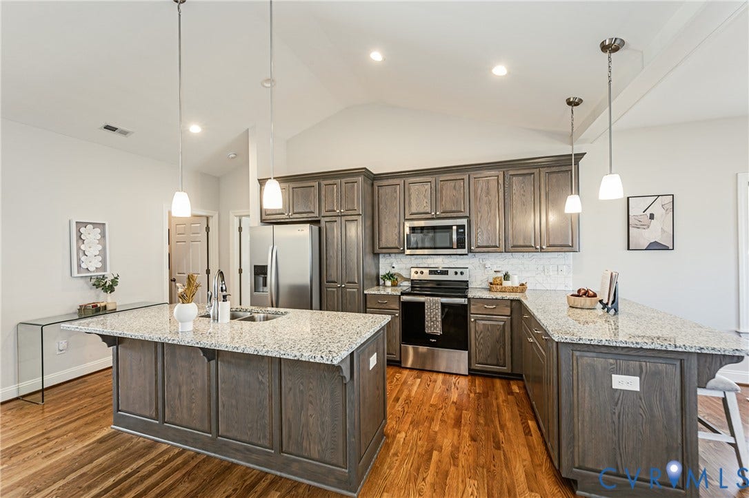 8079 Castle Grove Drive, Glen Allen, VA 23111 8079 Castle Grove Drive, Glen Allen, VA 23111