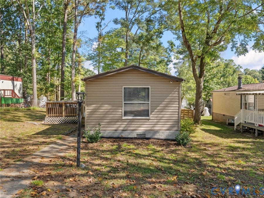 Property photo for 17009 Lansmill Drive, South Chesterfield, VA