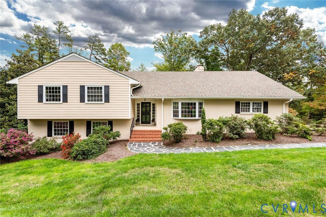 207 Tarrytown Drive, Sleepy Hollow, Henrico, VA 23229 Custom brick quad-level in the charming Sleepy Hollow neighborhood.